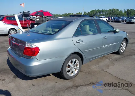 2005 Toyota Camry Xle V6 z USA, uszkodzony, nr VIN 4T1BF30K65U605937